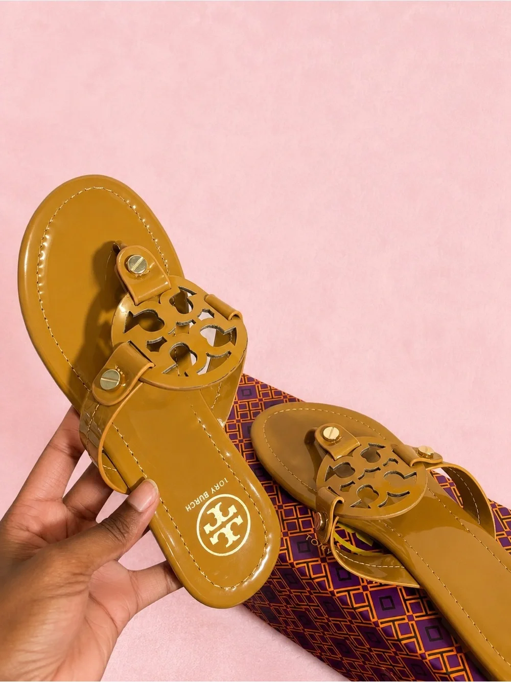 Tory Burch Women's chestnut